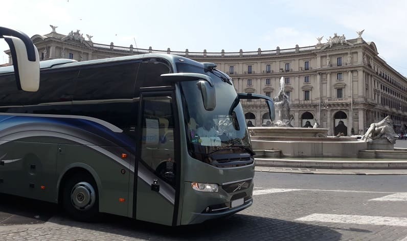 Bus rental in Düsseldorf